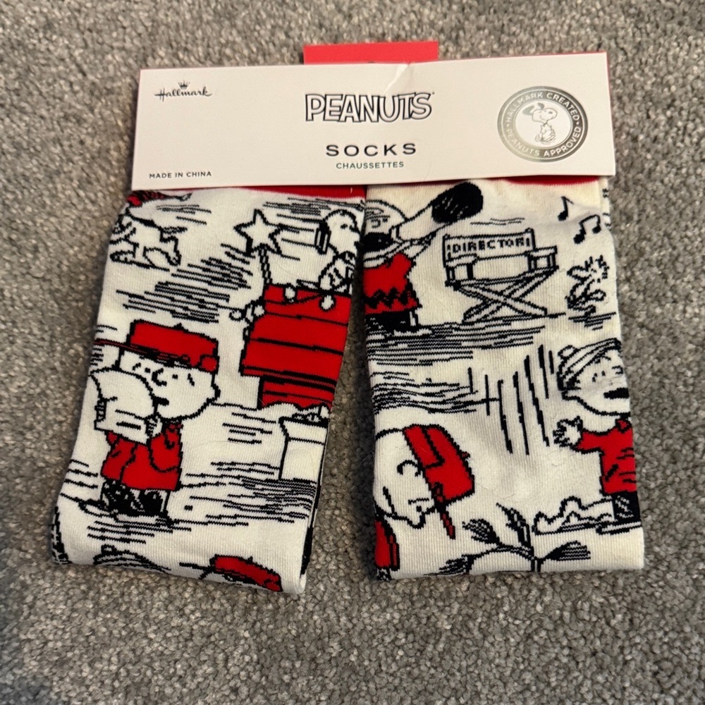 Peanuts Red and Black Character Socks